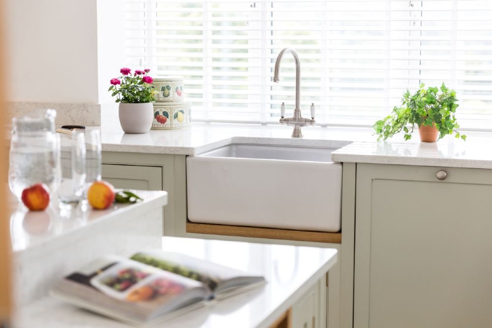Cornwall Traditional Kitchen hand painted