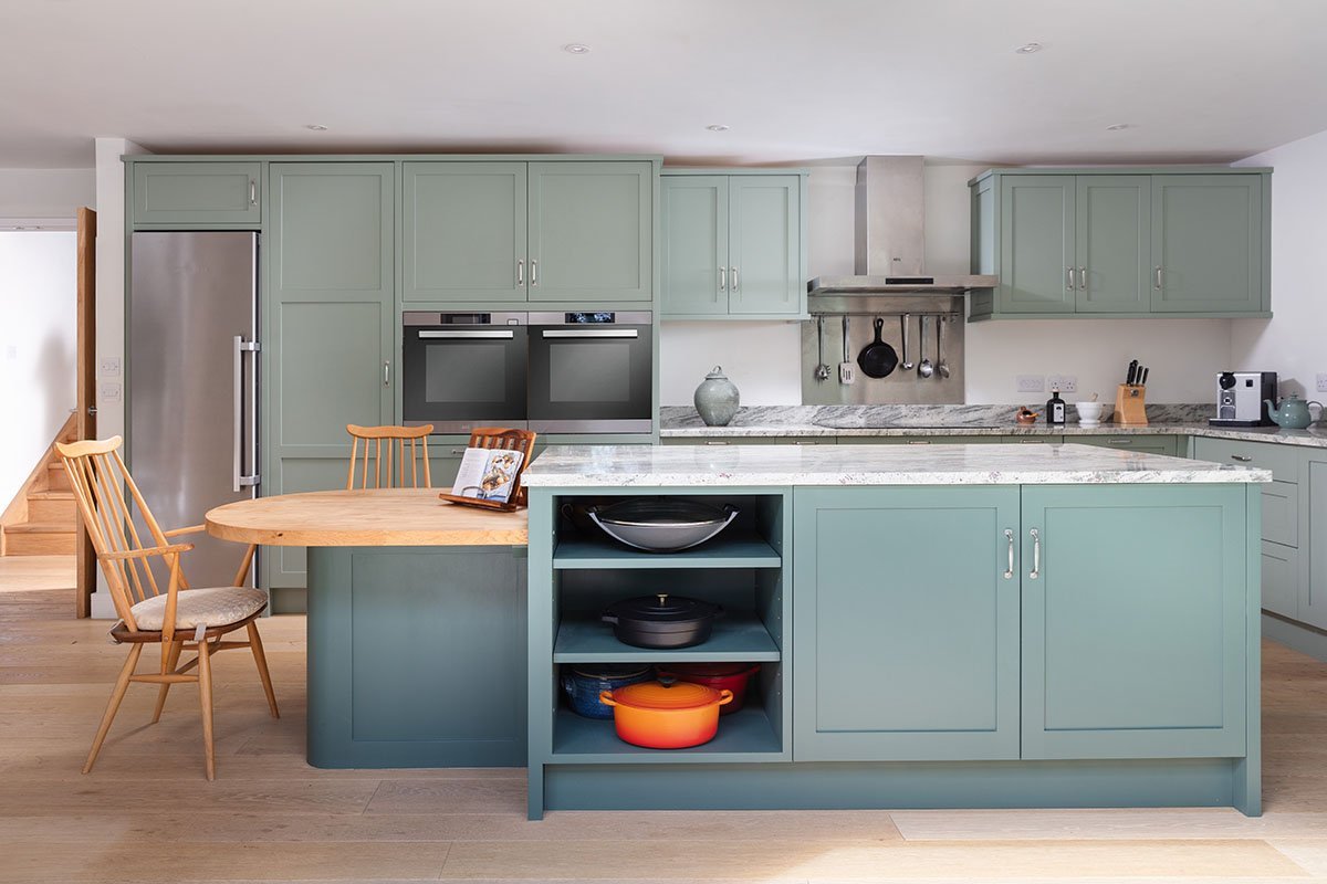 crd9 Shaker Kitchen Handmade in Cornwall