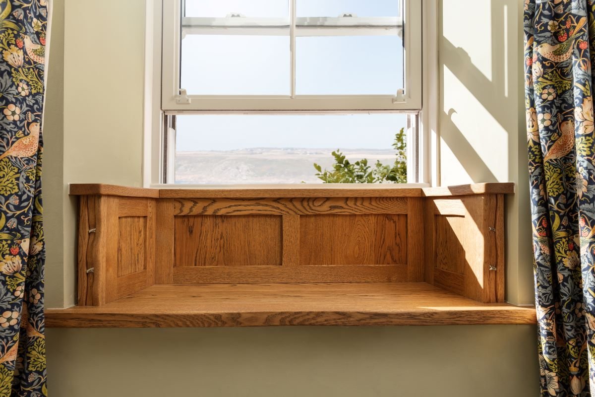 Oak Built in Window Seat 3